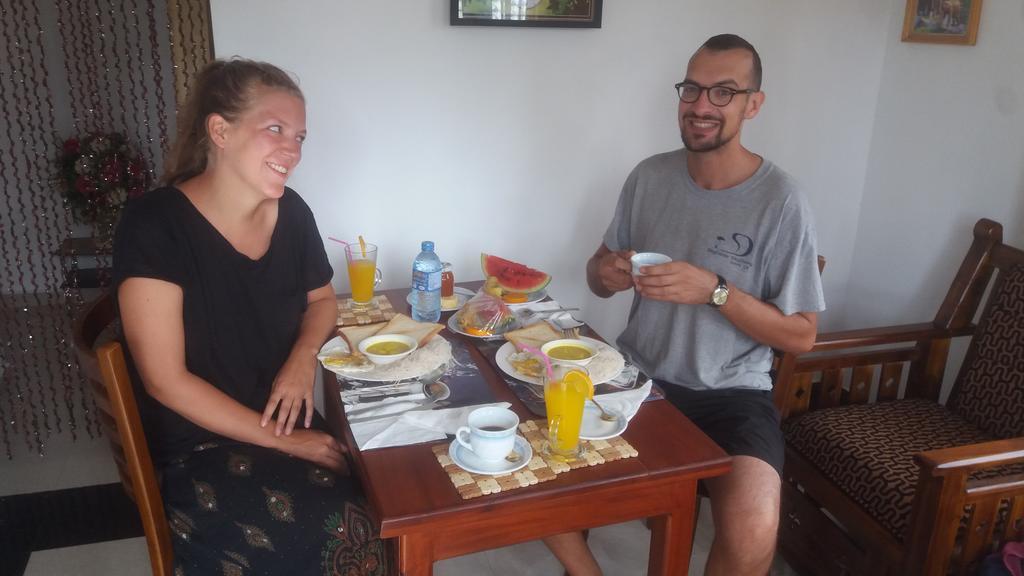 Kavi Villa Bentota Bagian luar foto